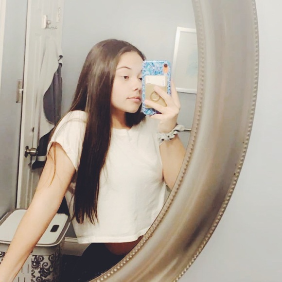 Meet your Posher, Kelly - Picture 1 of 1